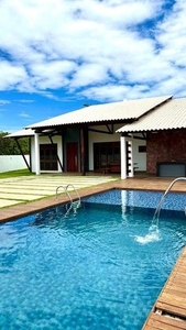 Casa para venda possui 218 metros quadrados com 03 Suites em - Coruripe - Alagoas