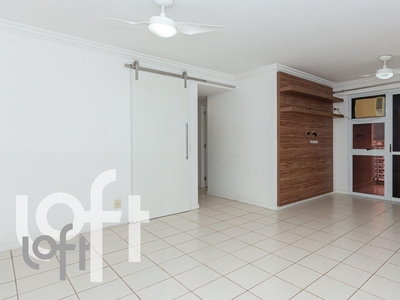 Apartamento à venda em Recreio dos Bandeirantes com 100 m², 3 quartos, 1 suíte, 2 vagas