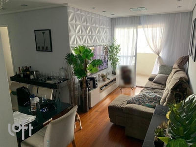 Apartamento à venda em Vila Augusta com 82 m², 3 quartos, 1 suíte, 1 vaga