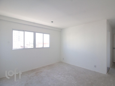 Apartamento à venda em Vila Galvão com 59 m², 2 quartos, 1 suíte