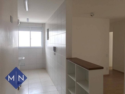 Apartamento com 3 Quartos e 2 banheiros para Alugar, 72 m² por R$ 2.500/Mês