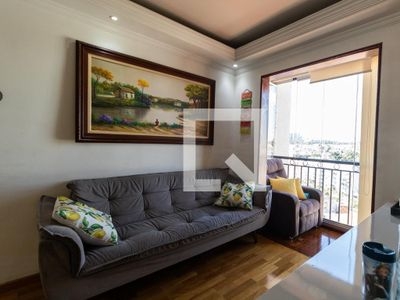 APARTAMENTO no 6º andar com 2 dormitórios e 1 garagem