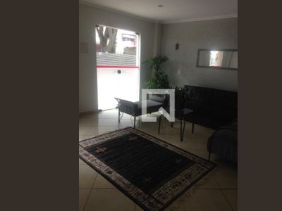 APARTAMENTO no 4º andar com 2 dormitórios e 1 garagem