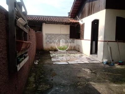 Casa à venda no bairro Ipanema em Pontal do Paraná