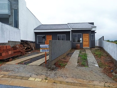 Casa à venda no bairro Porto Verde em Alvorada