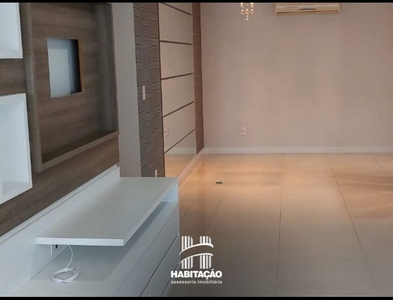 Apartamento no Bairro Vila Nova em Blumenau com 3 Dormitórios (3 suítes)