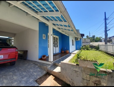 Casa no Bairro Fortaleza Alta em Blumenau com 2 Dormitórios (1 suíte)