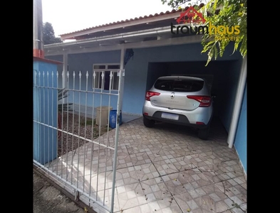 Casa no Bairro Progresso em Blumenau com 3 Dormitórios (1 suíte)