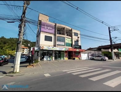 Outros Imóveis no Bairro Velha Central em Blumenau com 2 Dormitórios (1 suíte) e 620.21 m²