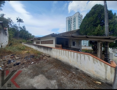 Terreno no Bairro Itoupava Seca em Blumenau com 1190 m²