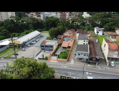 Terreno no Bairro Velha em Blumenau com 812 m²