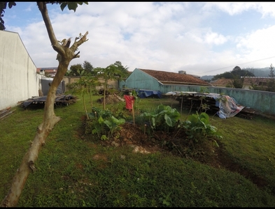 Casa no Bairro Bom Retiro em Blumenau com 4 Dormitórios (1 suíte) e 383 m²