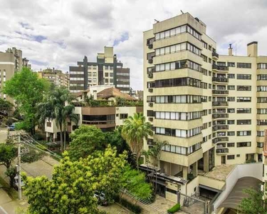 Apartamento 2 dormitórios bairro Bela Vista Porto Alegre. Localizado zona super nobre, ao