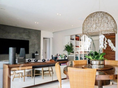 Apartamento à venda em Vila Olímpia com 156 m², 3 quartos, 3 suítes, 4 vagas