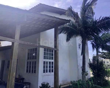 Casa a venda, com 3 quartos, em condomínio fechado. Campeche, Florianópolis/SC
