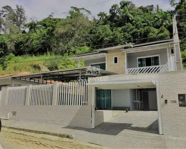 Casa com 3 dormitórios (1 suíte) no Santa Rita com móveis sob medida, aceita troca em Port