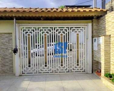 Casa com 3 dormitórios (2 suítes), 3 vagas de garagem, móveis planejados, à venda, 330 m²