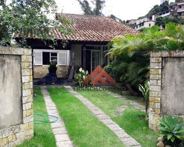 Casa com 3 dormitórios à venda, 200 m² por R$ 880.000,00 - Badu - Niterói/RJ
