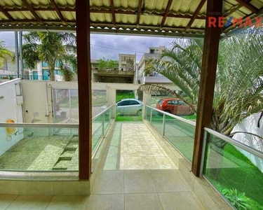 Casa com 3 dormitórios à venda, 265 m² por R$ 899.000,00 - Grama - Juiz de Fora/MG