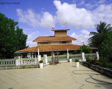 CASA COM 4 QUARTOS NO CONDOMÍNIO VILLAGE