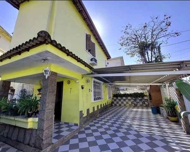 *CASA ISOLADA** QUINTAL E CHURRASQUEIRA COBERTA! 222 m² com 3 quartos em Vila Belmiro, Sa