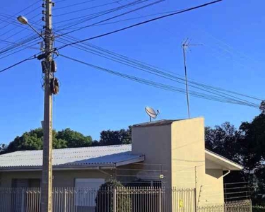 Casa maravilhosa e com terreno super amplo no bairro Vila Nova!