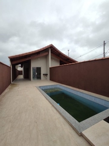 Casa nova com piscina para venda em Praia Grande lado praia