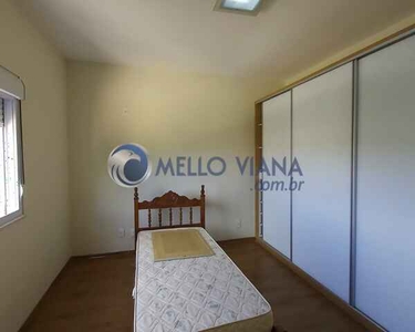 Casa nova em 2 pavimentos, 03 quartos, em São Lourenço-MG