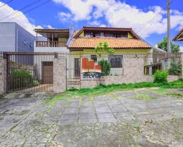 Casa / Sobrado com amplo quintal e churrasqueira no bairro Guaíra