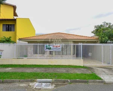 Casa Térrea, 4 Quartos, 192m², 2 Suítes, no Bacacheri, Curitiba/PR