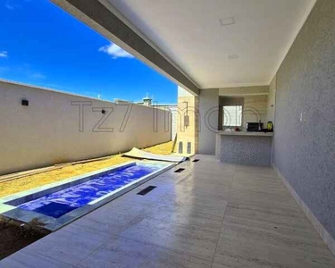 Casa Térrea com 3 suítes plenas, área ampla de convivência R$ 899.000,00