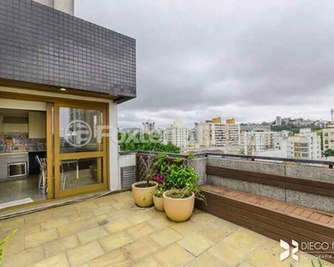 Cobertura duplex à venda de 143m² com 2 dormitórios e 2 vagas no bairro Menino Deus em Por