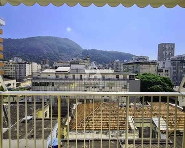 Dois quartos com varanda, e vaga em Botafogo