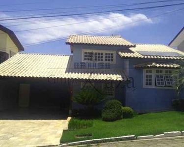 Excelente Casa de condomínio com 3 dormitórios - Condomínio Jardim Coleginho, Jacareí