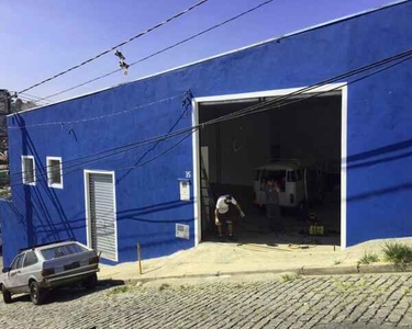 Galpão/Depósito/Armazém e 4 banheiros à Venda, 297 m² por R$ 860.000