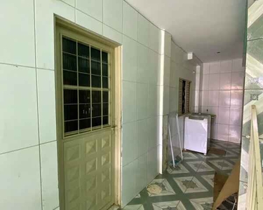 QNL 30 Taguatinga Norte Prédio 2 apto 2 quartos e 4 apto 1 quarto, Lote 147 m²