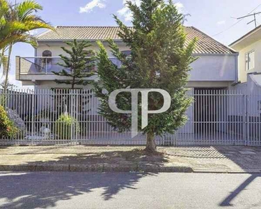 Sobrado com 3 dormitórios à venda, 263 m² por R$ 830.000,00 - Afonso Pena - São José dos P