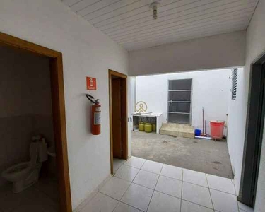 Sobrado com 4 dormitórios à venda, 372 m² por R$ 840.000,00 - Araés - Cuiabá/MT