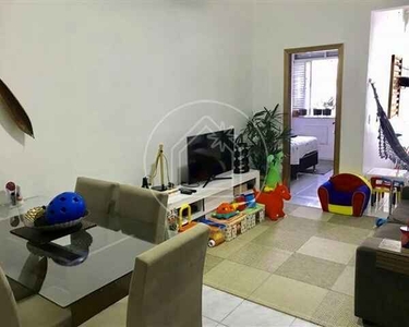 Vendo apartamento no bairro do Flamengo