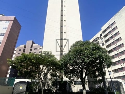 Apartamento duplex no coração do centro cívico