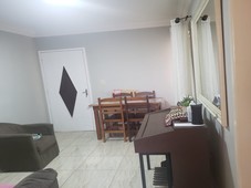 Apartamento à venda por R$ 245.000