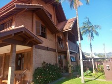 Casa à venda por R$ 1.810.000