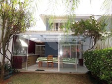 Casa à venda por R$ 2.590.000