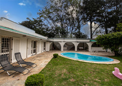 Casa à venda por R$ 2.700.000