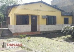 Casa à venda por R$ 498.000