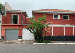 Casa de Condomínio à venda por R$ 2.100.000