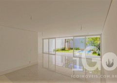 Casa de Condomínio à venda por R$ 4.700.000