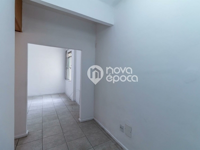 Apartamento à venda por R$ 436.500