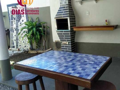 Alugo Casa Dúplex semi-mobiliada com 4/4, 01 suíte, espaço gourmet com churrasqueira, lind
