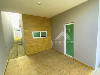 Casa à venda no bairro Centro - Aquiraz/CE
